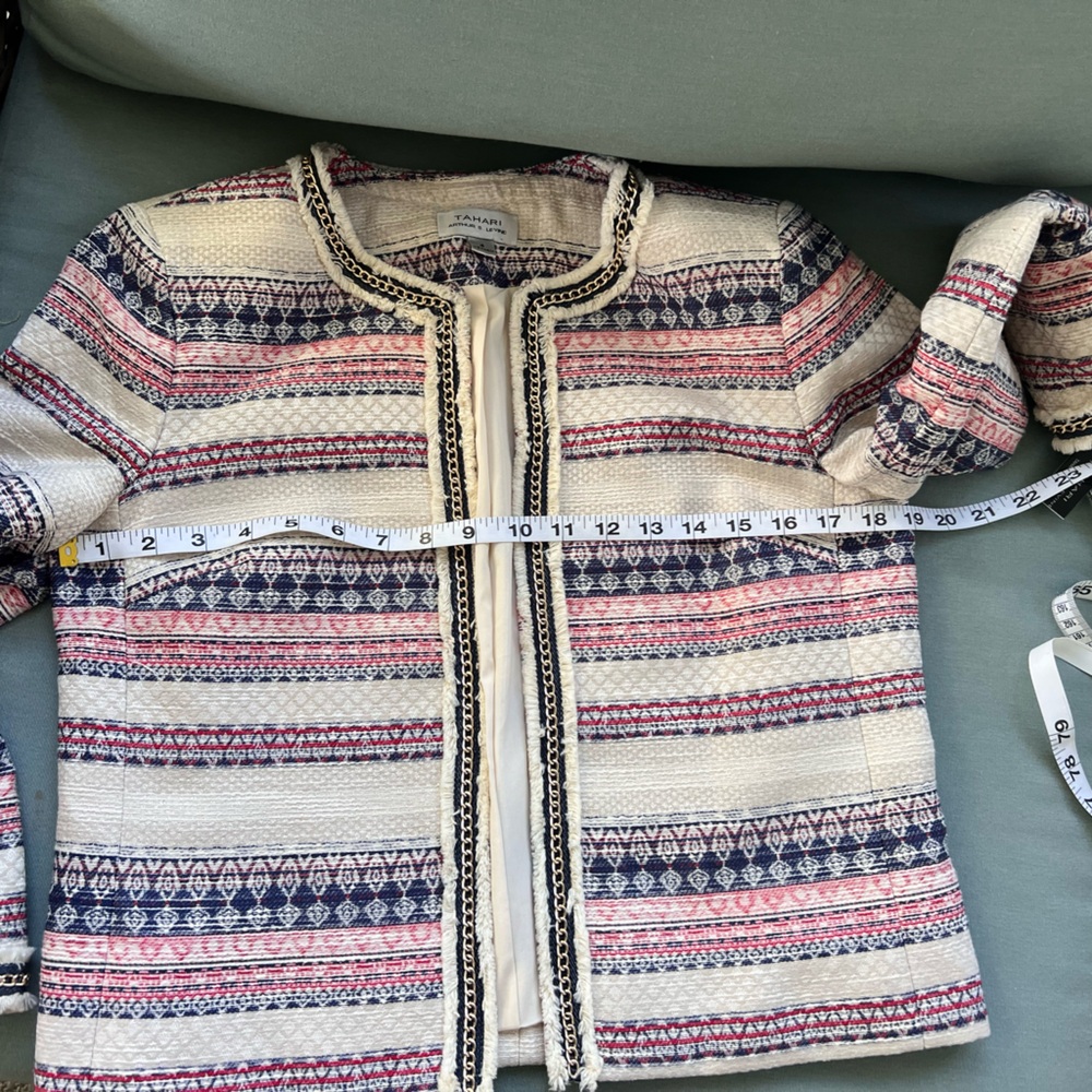 Tahari ASL Cream and Blue Patterned Blazer - Picture 12 of 12